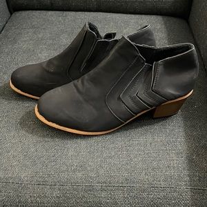 Black ankle booties
